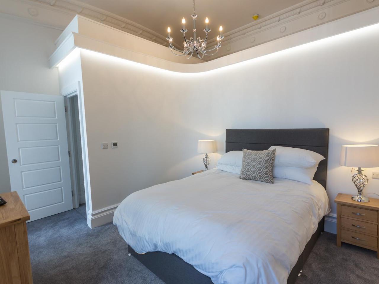 The Windsor Suite Plymouth Extérieur photo